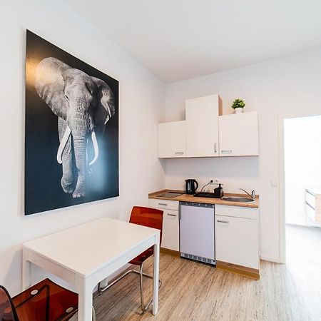 Renoviert Und Modern Apartment Nuremberg ภายนอก รูปภาพ